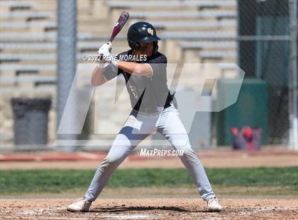 Thumbnail 2 in Golden Valley vs Maranatha photogallery.