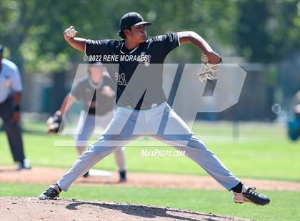 Thumbnail 2 in Golden Valley vs Maranatha photogallery.