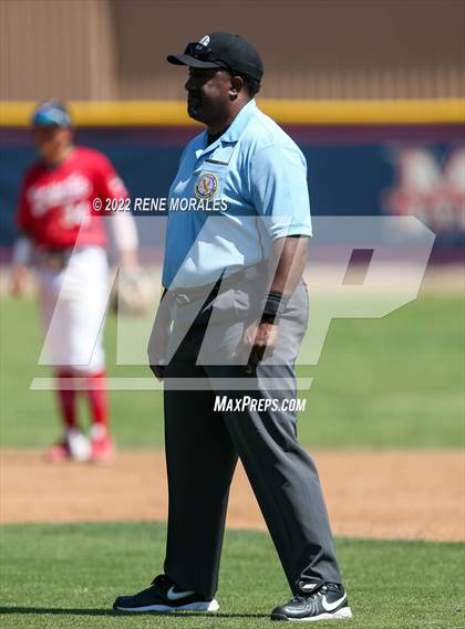 Thumbnail 1 in Golden Valley vs Maranatha photogallery.