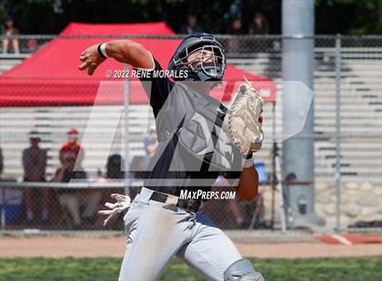 Thumbnail 3 in Golden Valley vs Maranatha photogallery.