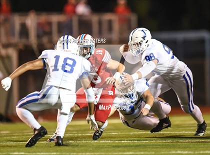Thumbnail 2 in Jesuit @ Archbishop Rummel photogallery.
