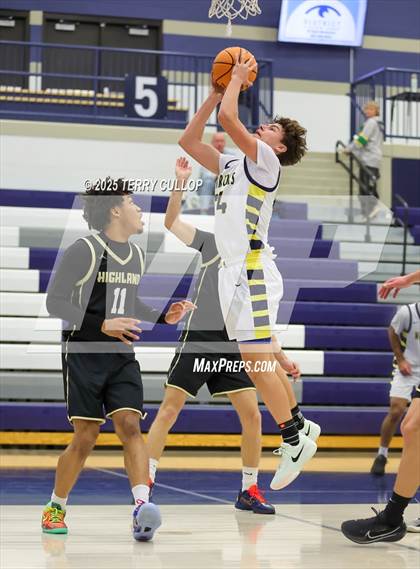 Thumbnail 3 in Highland vs. Meridian (Corner Canyon Tournament of Champions) photogallery.