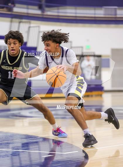 Thumbnail 2 in Highland vs. Meridian (Corner Canyon Tournament of Champions) photogallery.