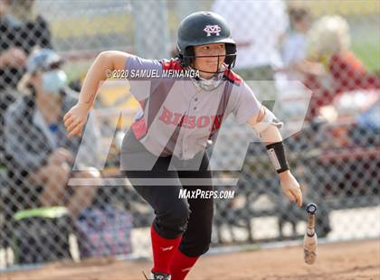 Thumbnail 2 in McCook vs. Lincoln East photogallery.