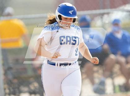 Thumbnail 1 in McCook vs. Lincoln East photogallery.