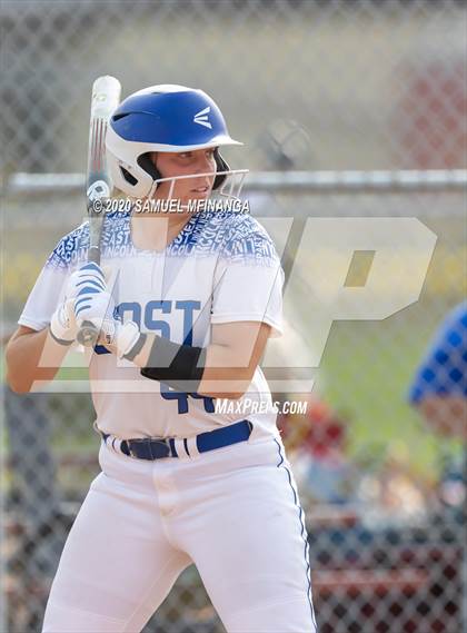 Thumbnail 1 in McCook vs. Lincoln East photogallery.