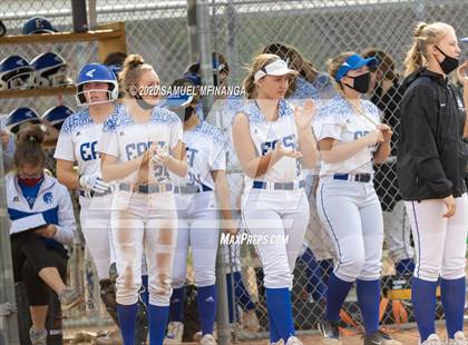Thumbnail 3 in McCook vs. Lincoln East photogallery.