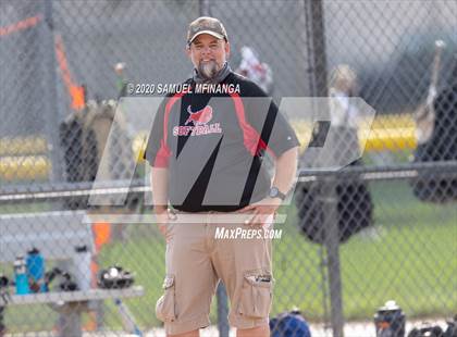 Thumbnail 1 in McCook vs. Lincoln East photogallery.