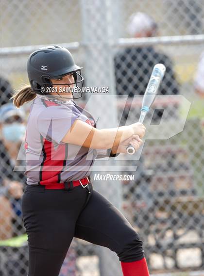 Thumbnail 1 in McCook vs. Lincoln East photogallery.