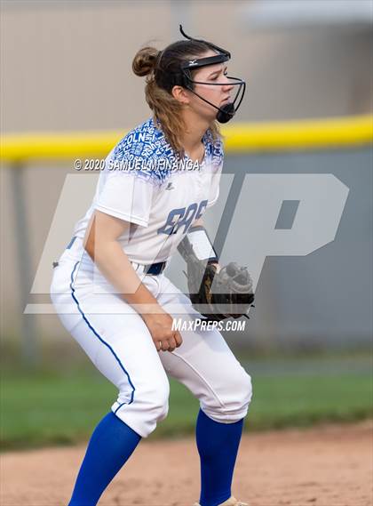 Thumbnail 1 in McCook vs. Lincoln East photogallery.