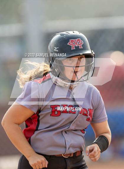 Thumbnail 1 in McCook vs. Lincoln East photogallery.