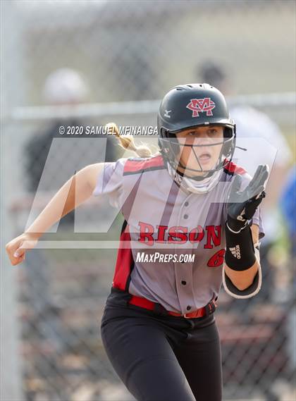 Thumbnail 1 in McCook vs. Lincoln East photogallery.