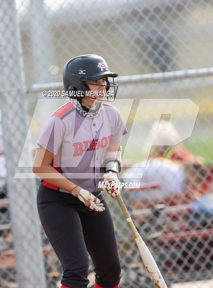 Thumbnail 1 in McCook vs. Lincoln East photogallery.