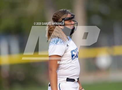 Thumbnail 3 in McCook vs. Lincoln East photogallery.