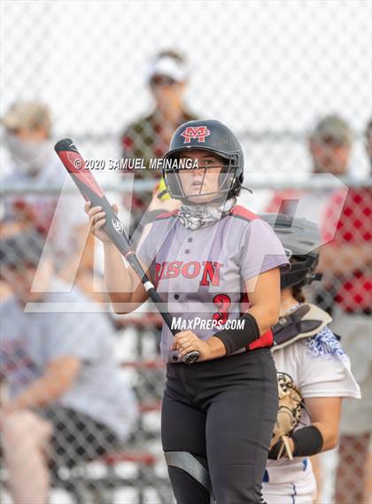 Thumbnail 1 in McCook vs. Lincoln East photogallery.