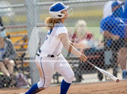Thumbnail 1 in McCook vs. Lincoln East photogallery.