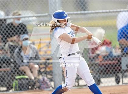 Thumbnail 1 in McCook vs. Lincoln East photogallery.