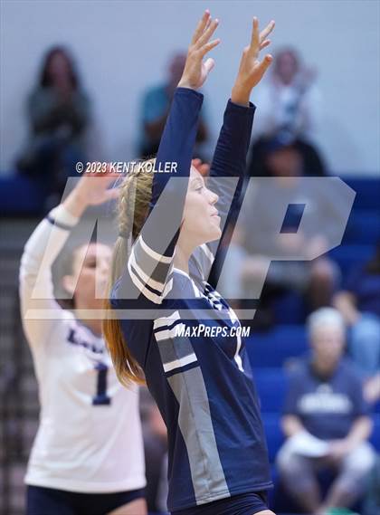 Thumbnail 1 in Marysville @ Utica Eisenhower photogallery.