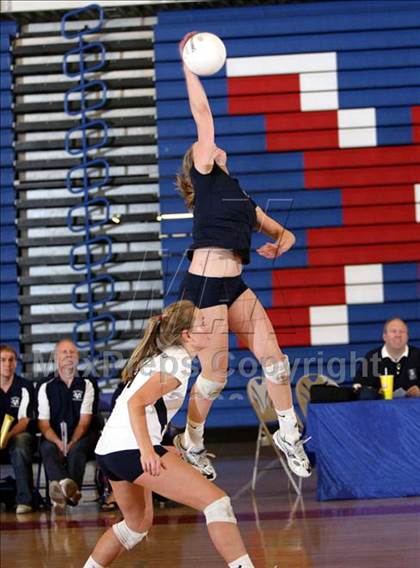 Thumbnail 1 in Valley Christian vs. Sacred Heart Cathedral (CIF CCS D3 Final) photogallery.