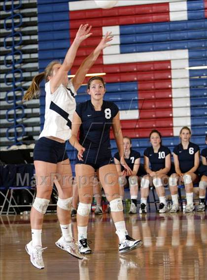 Thumbnail 3 in Valley Christian vs. Sacred Heart Cathedral (CIF CCS D3 Final) photogallery.