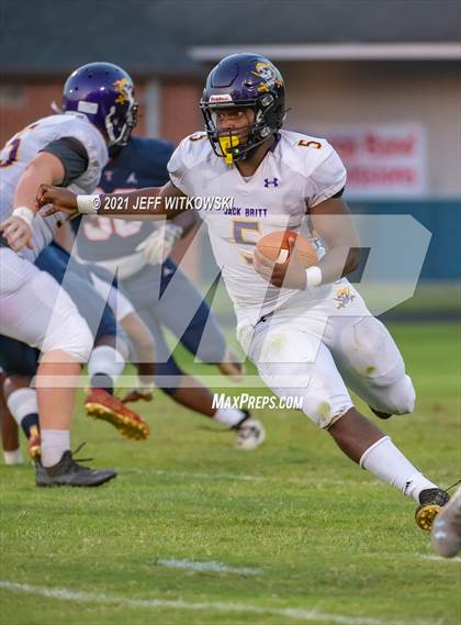 Thumbnail 1 in Jack Britt @ Terry Sanford photogallery.