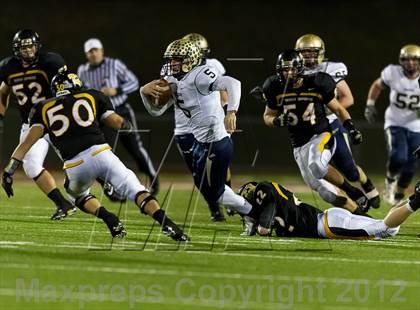 Thumbnail 2 in Thomas Jefferson vs Franklin Regional (WPIAL Class AAA Quarterfinal) photogallery.
