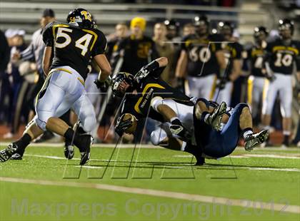 Thumbnail 1 in Thomas Jefferson vs Franklin Regional (WPIAL Class AAA Quarterfinal) photogallery.