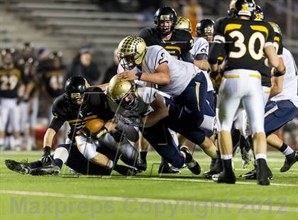 Thumbnail 1 in Thomas Jefferson vs Franklin Regional (WPIAL Class AAA Quarterfinal) photogallery.