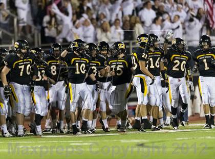 Thumbnail 2 in Thomas Jefferson vs Franklin Regional (WPIAL Class AAA Quarterfinal) photogallery.