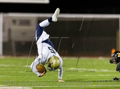 Thumbnail 3 in Thomas Jefferson vs Franklin Regional (WPIAL Class AAA Quarterfinal) photogallery.