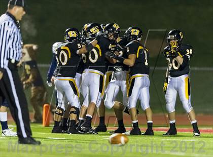 Thumbnail 3 in Thomas Jefferson vs Franklin Regional (WPIAL Class AAA Quarterfinal) photogallery.