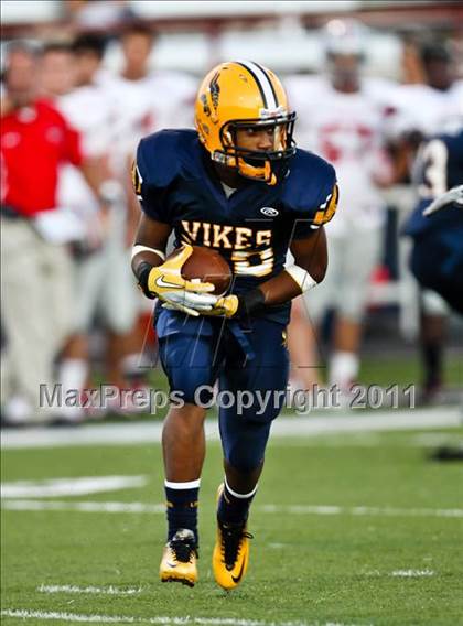 Thumbnail 1 in Marcus @ Lamar photogallery.