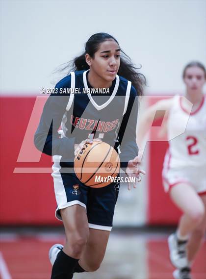 Thumbnail 3 in Leuzinger vs Burroughs (West Coast Holiday Tournament) photogallery.