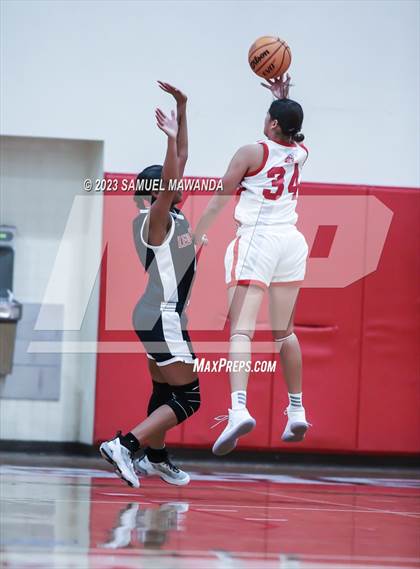 Thumbnail 3 in Leuzinger vs Burroughs (West Coast Holiday Tournament) photogallery.