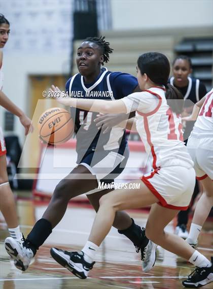 Thumbnail 3 in Leuzinger vs Burroughs (West Coast Holiday Tournament) photogallery.