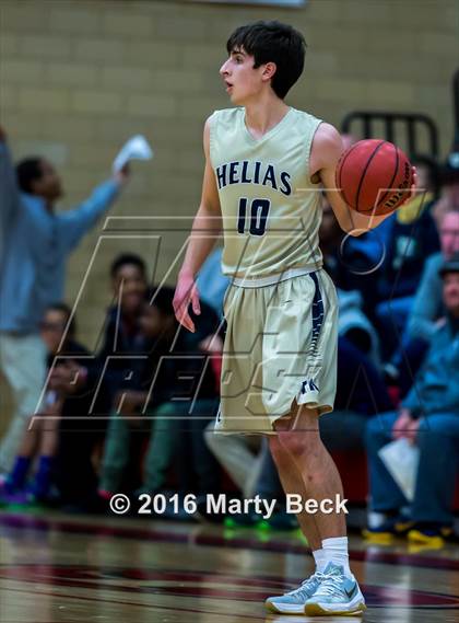 Thumbnail 3 in Helias vs Owasso (Machens Great 8 Classic) photogallery.