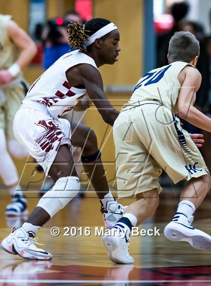 Thumbnail 1 in Helias vs Owasso (Machens Great 8 Classic) photogallery.