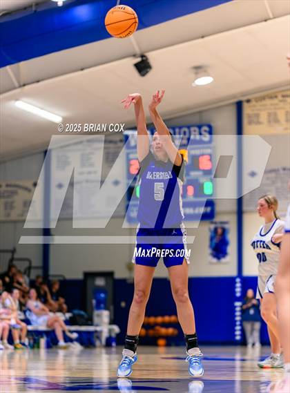 Thumbnail 1 in Bakersfield @ Cotter photogallery.