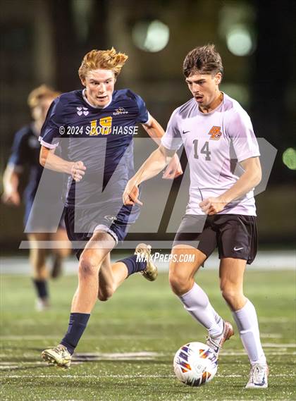 Thumbnail 3 in Byron Center vs. Oxford (MSHAA D1 Semi-final) photogallery.