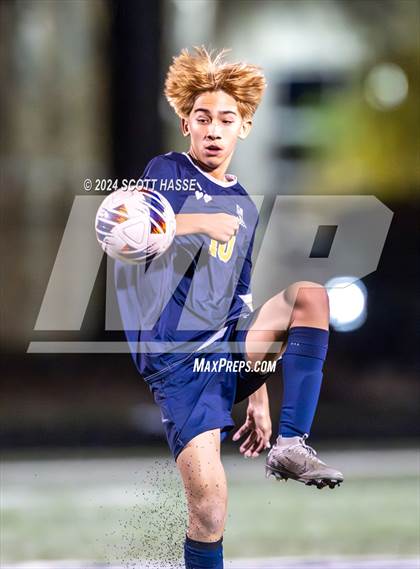 Thumbnail 2 in Byron Center vs. Oxford (MSHAA D1 Semi-final) photogallery.