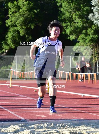 Thumbnail 1 in CCS Top 8 Los Gatos (Triple Jump) photogallery.