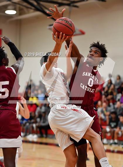 Thumbnail 1 in Santa Fe Catholic vs Carrollwood Day (Sun Bash Tournament) photogallery.