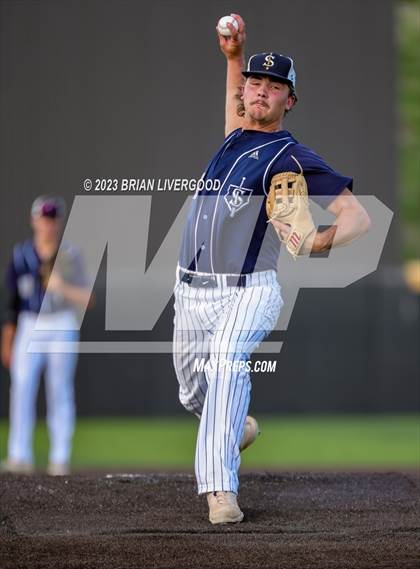Thumbnail 2 in Holy Family vs. Severance (CHSAA 4A Semifinal) photogallery.