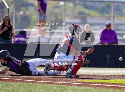 Thumbnail 2 in Holy Family vs. Severance (CHSAA 4A Semifinal) photogallery.