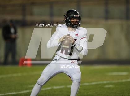 Thumbnail 3 in Pomona vs. Castle View (CHSAA 5A First Round Playoff) photogallery.