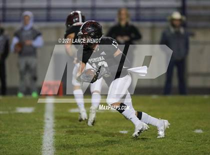 Thumbnail 3 in Pomona vs. Castle View (CHSAA 5A First Round Playoff) photogallery.