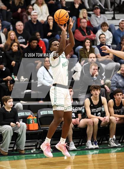 Thumbnail 2 in Hough @ Myers Park photogallery.
