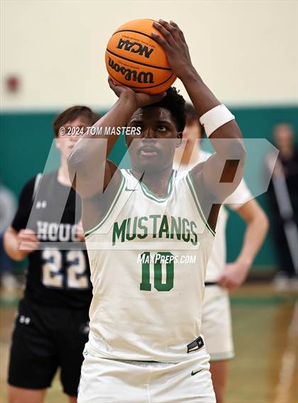 Thumbnail 3 in Hough @ Myers Park photogallery.