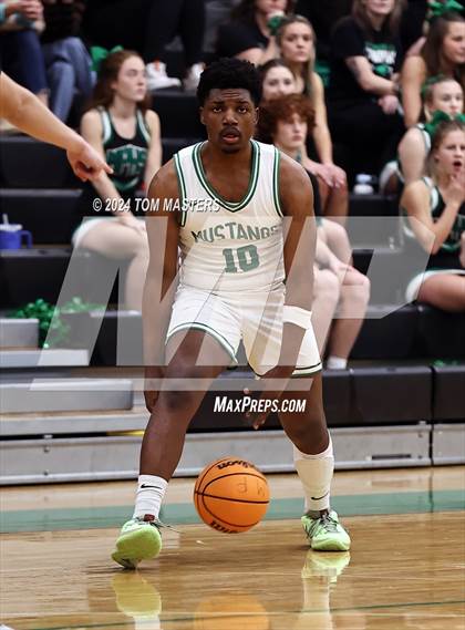 Thumbnail 3 in Hough @ Myers Park photogallery.