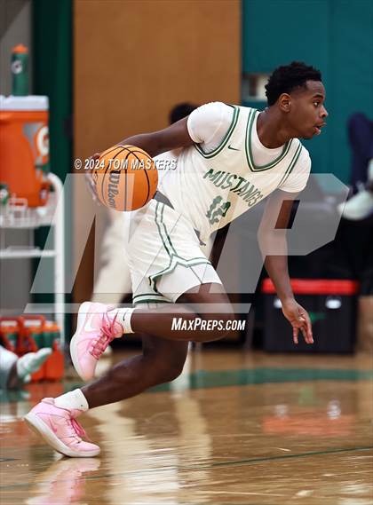 Thumbnail 3 in Hough @ Myers Park photogallery.